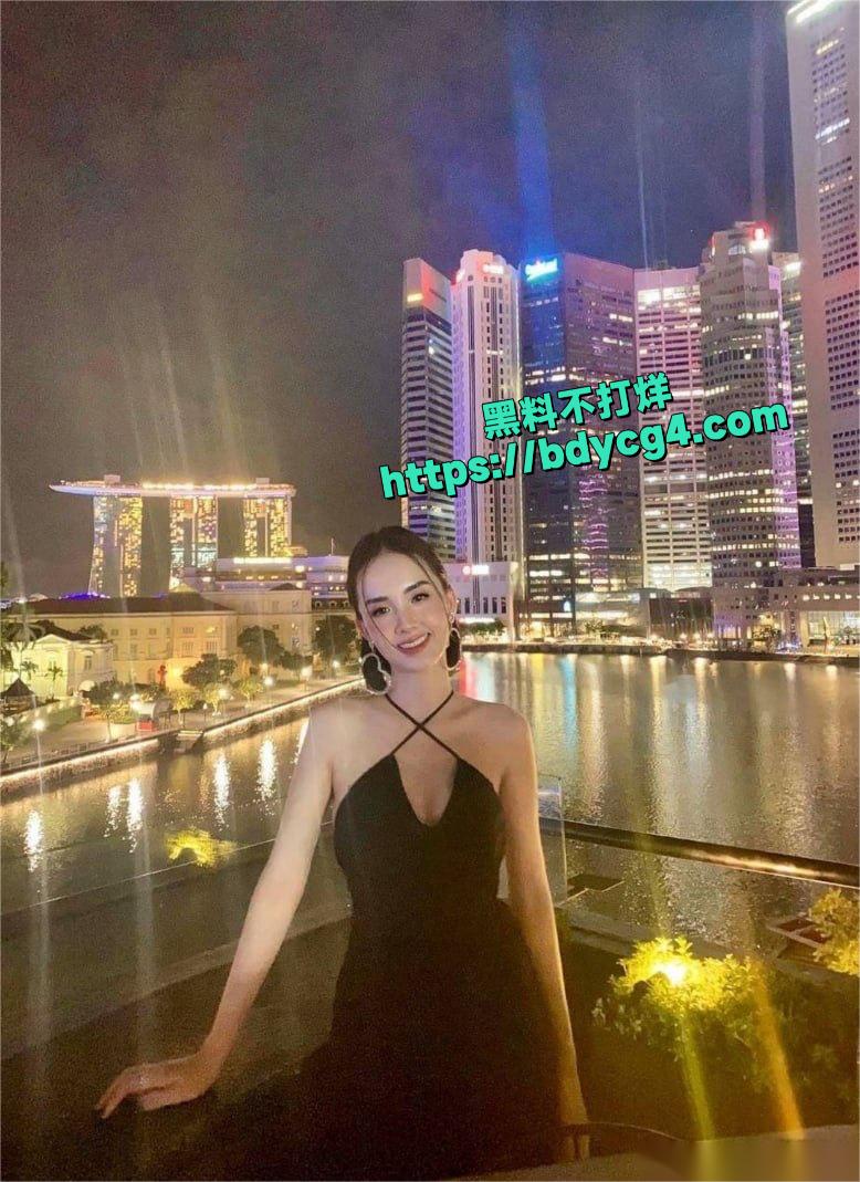 破解高档小区公寓偷拍单身女日常3