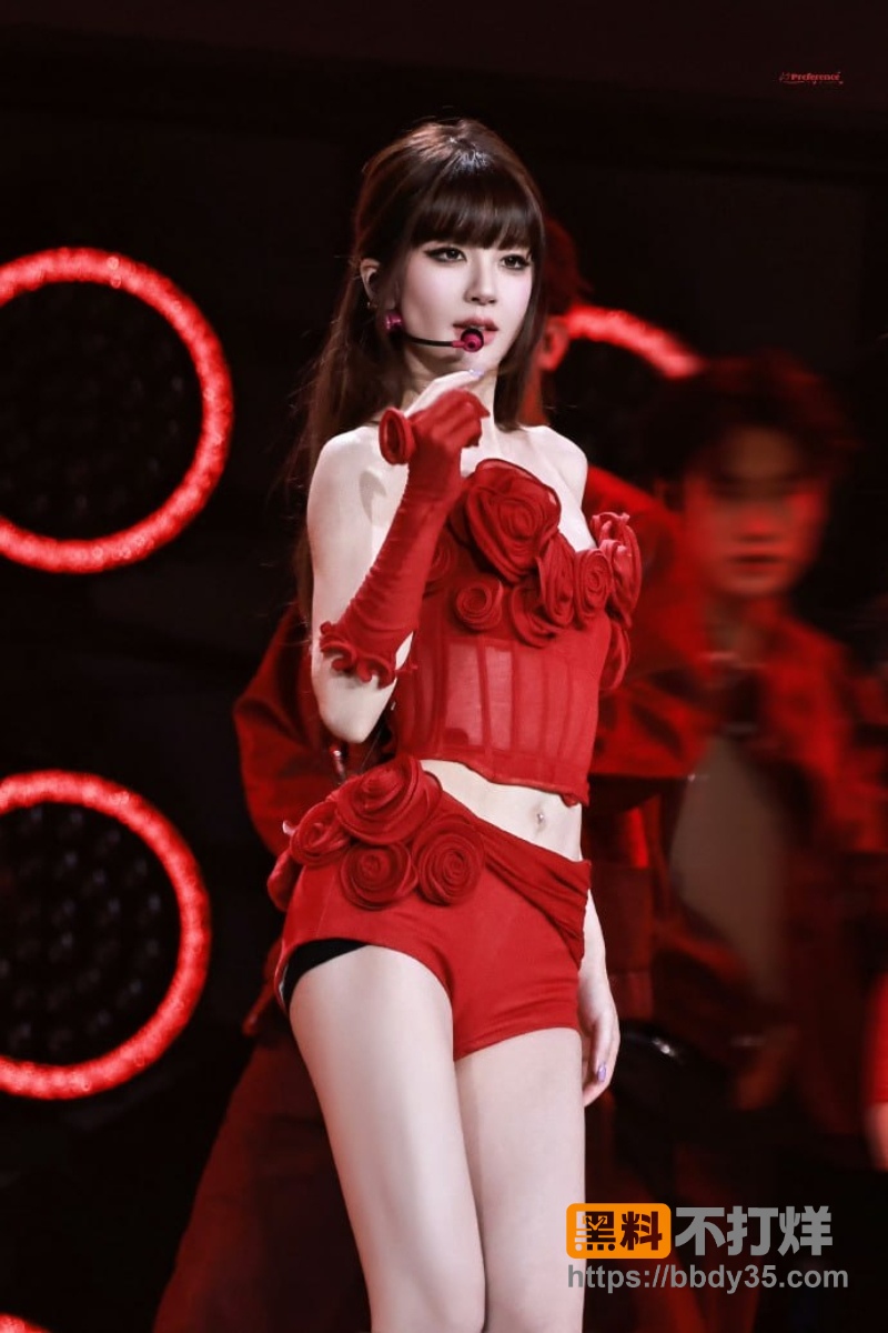 赵露思 13