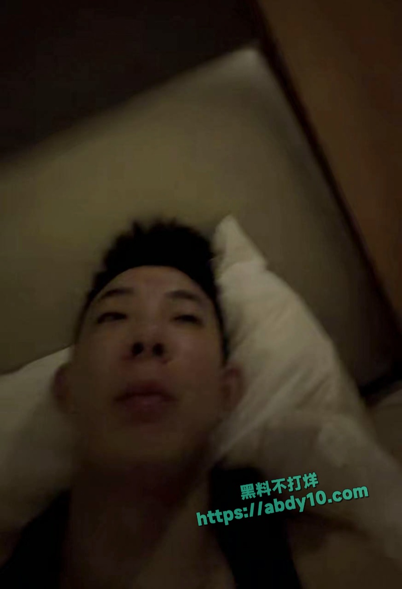 抖音网红胡宾果聚众淫乱被抓 31