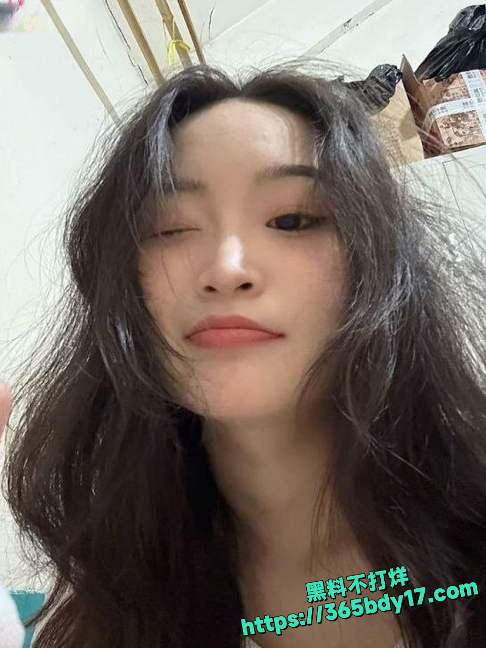 辽宁丹东女大学生妹李想