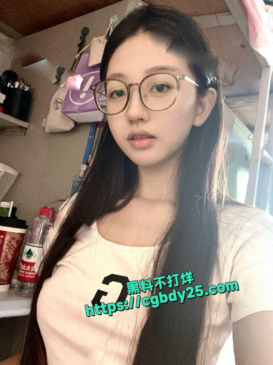 极品萌妹清水私拍萌妹家中自慰福利合集12