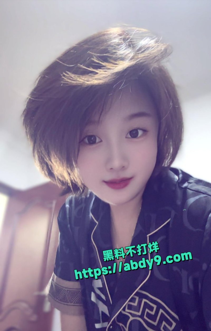 高铁短发女孩19