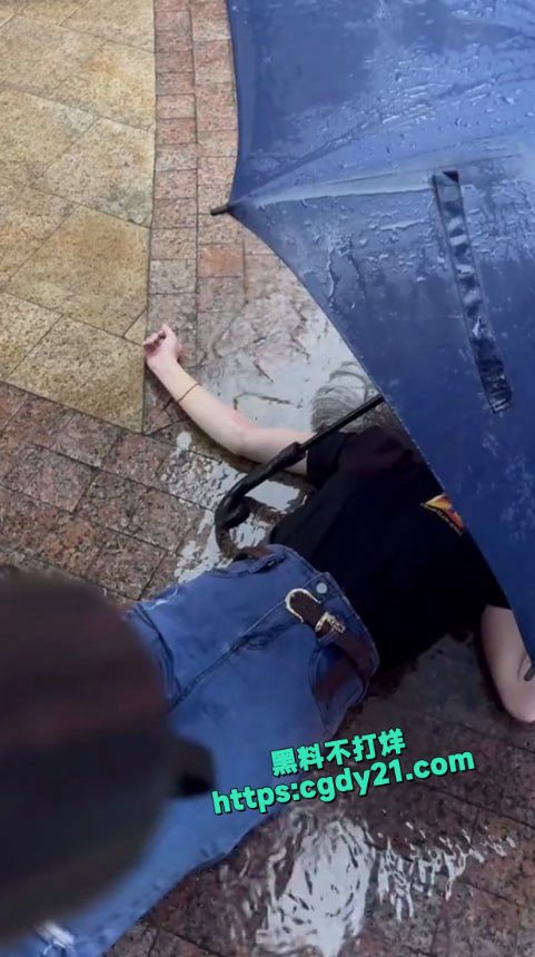 广西南宁吴紫琪 爱上有妇之夫黄星 为情所困选择跳楼结17