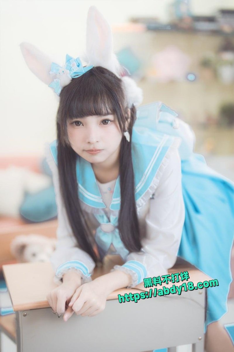 嫩妹落落Raku水手服自慰1