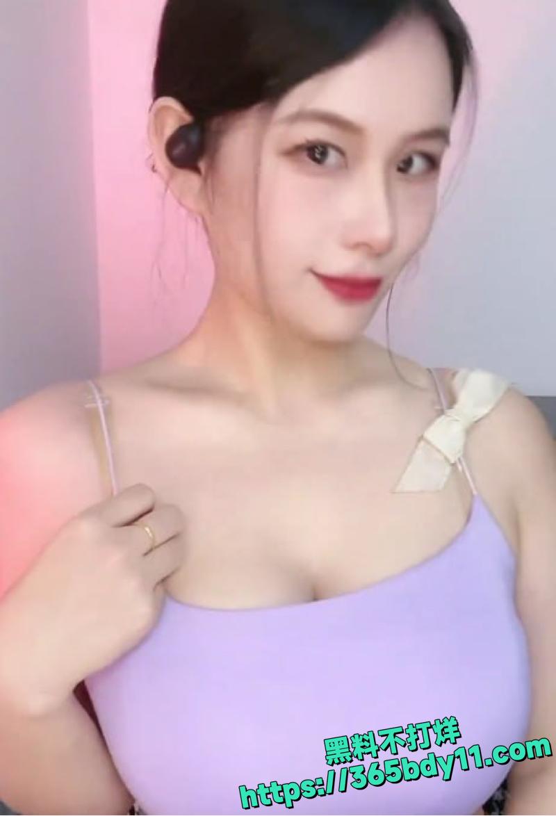 网红小妲己付费定制视频流出2
