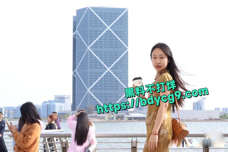 上海浦南幼儿园反差教师朱玲也出轨被男友抓包5
