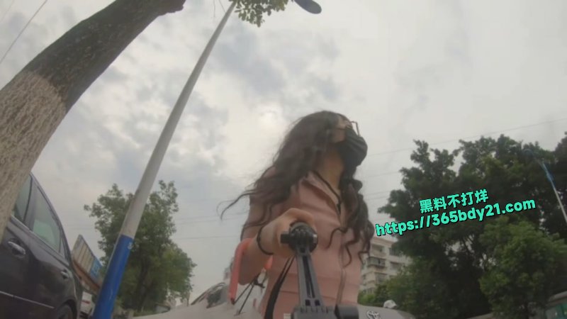 推特露出界公认的天花板级主播冯珊珊5