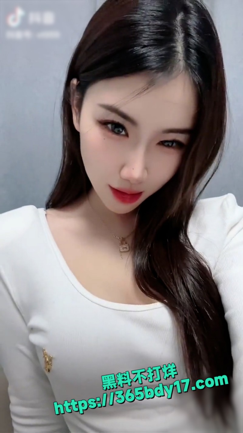 抖音骚气少妇冯笑笑 1