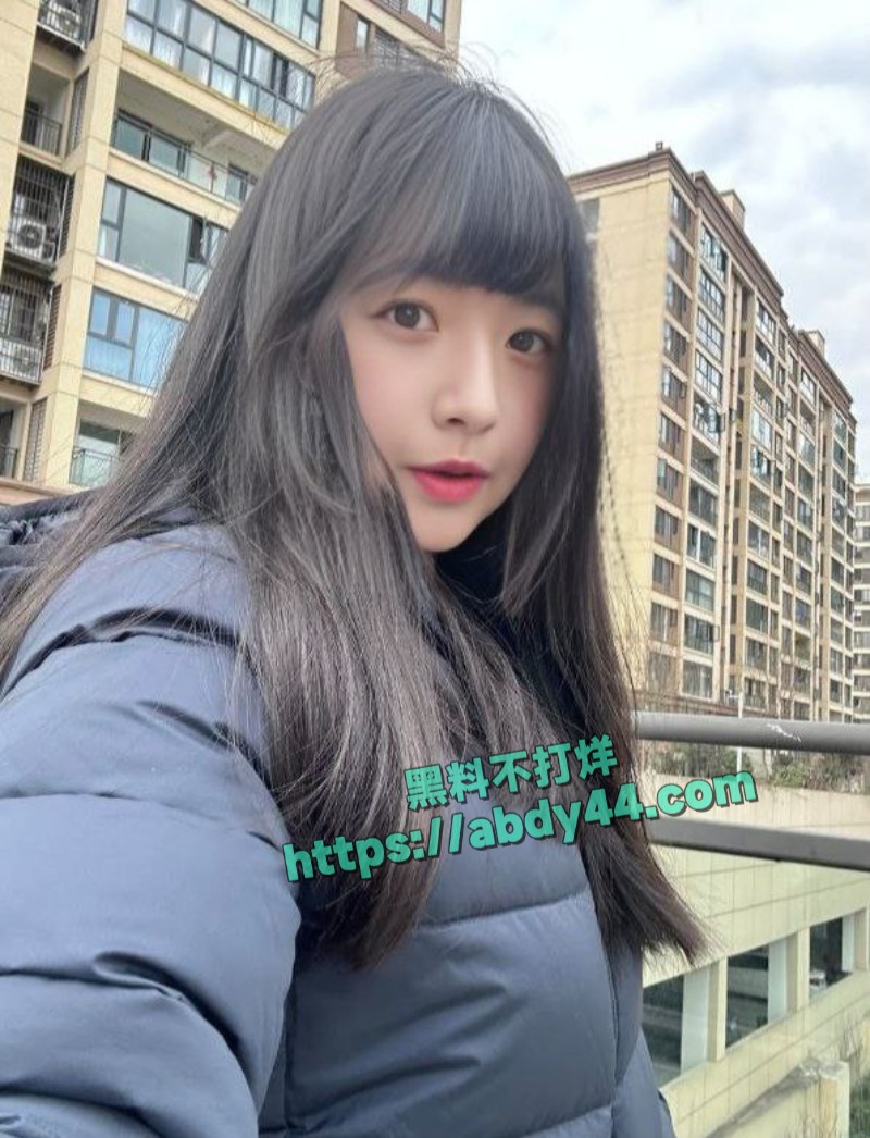 湖南大学生张雪婷1