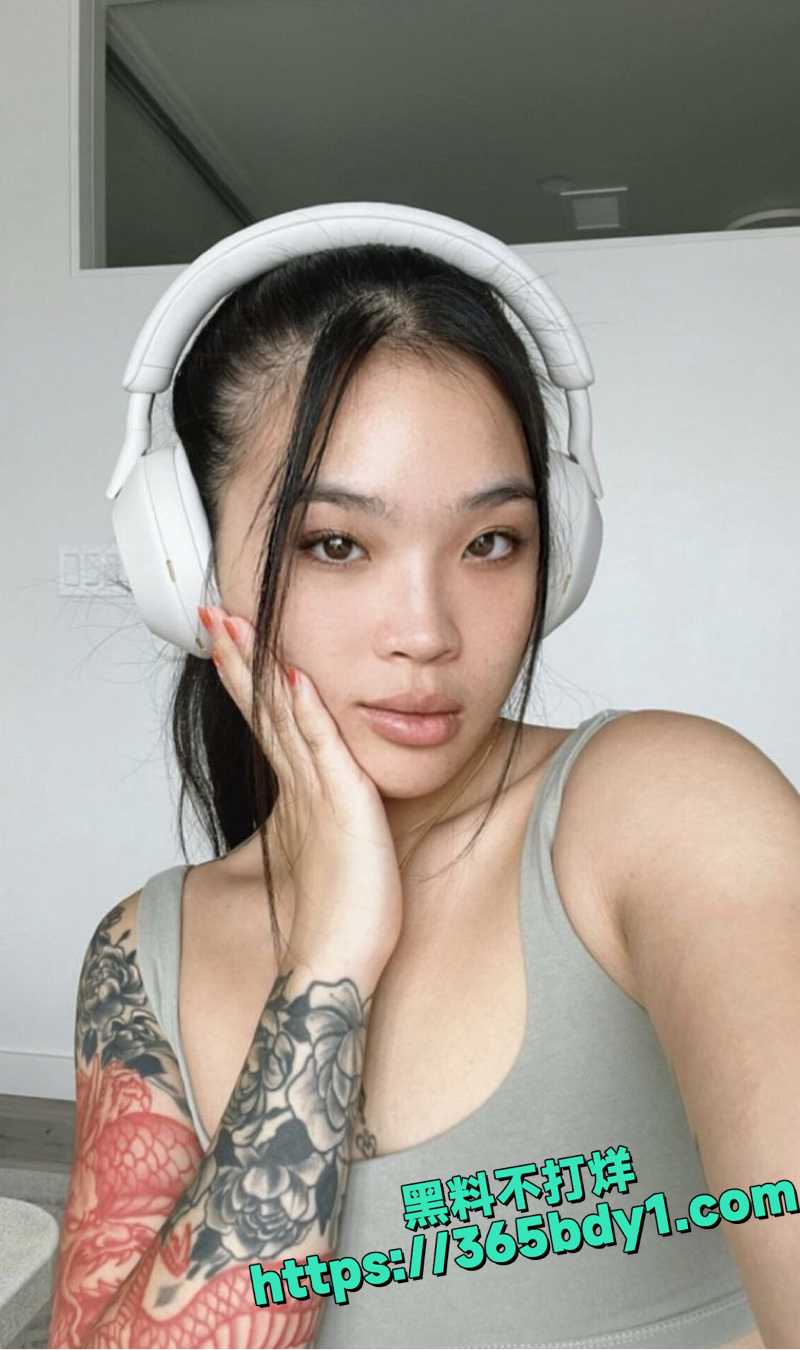 极品OF亚裔美女反差婊露脸9