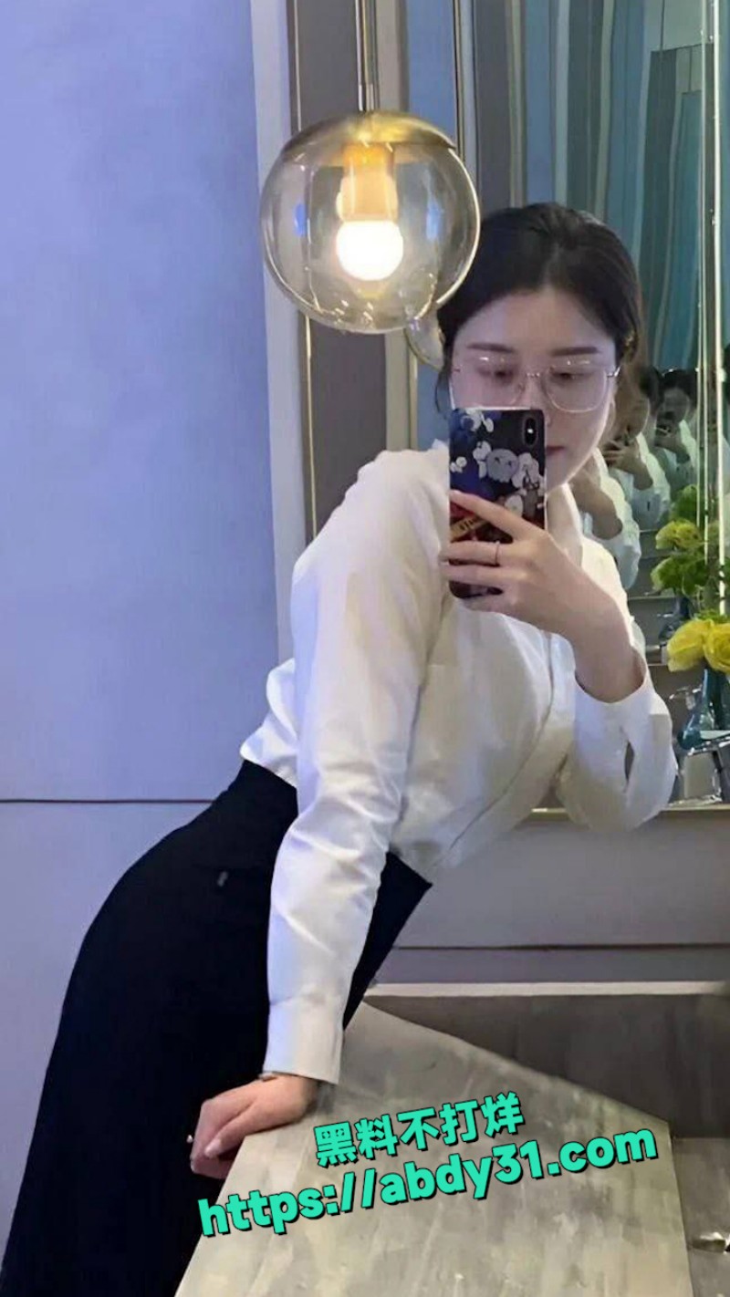 南通楼盘女销售 9