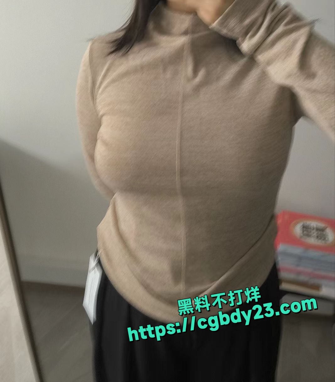 贵阳李成乔骚屄敏感容易出水喜欢幻想自己被强奸9