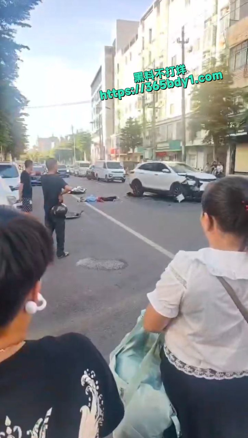 海南澄迈金江发生交通事故2