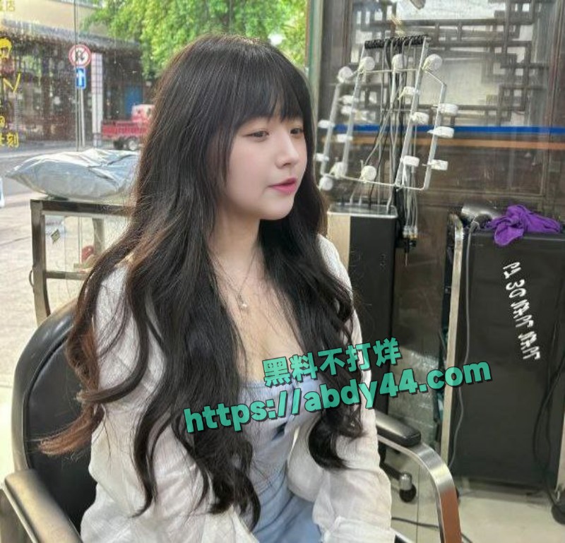 湖南大学生张雪婷2