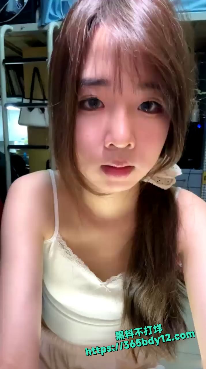 河北职业学院高颜值学生妹 1