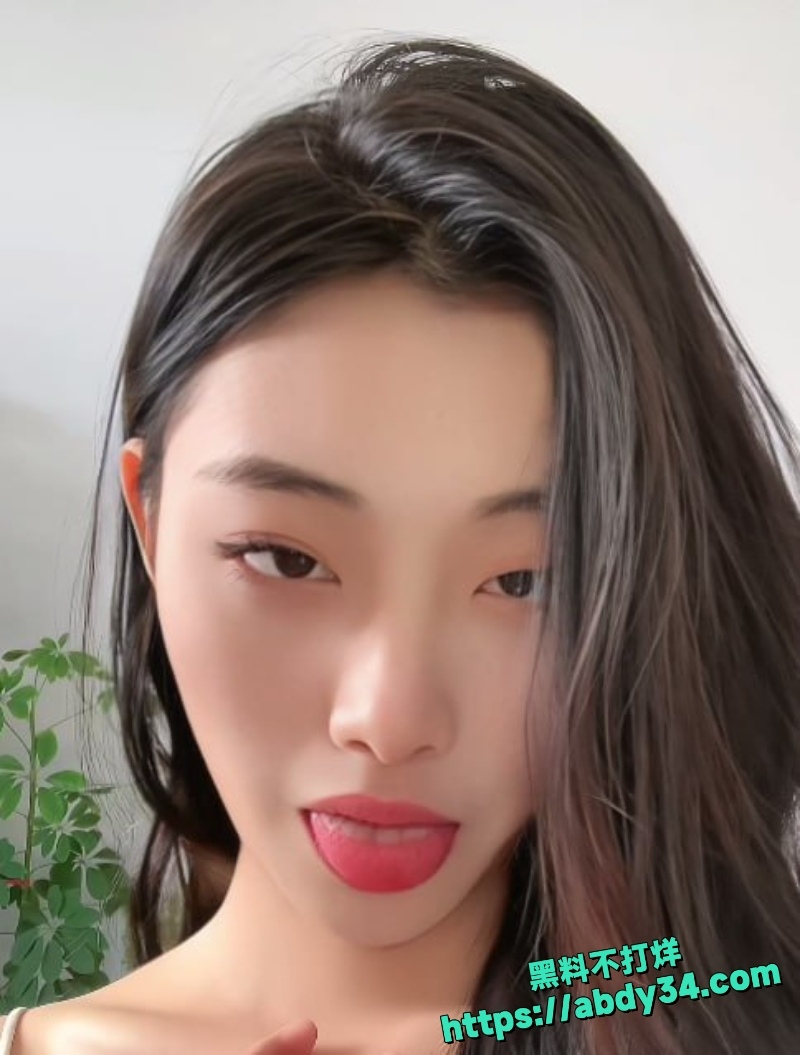 湖南长沙张晚晴约啪视频4