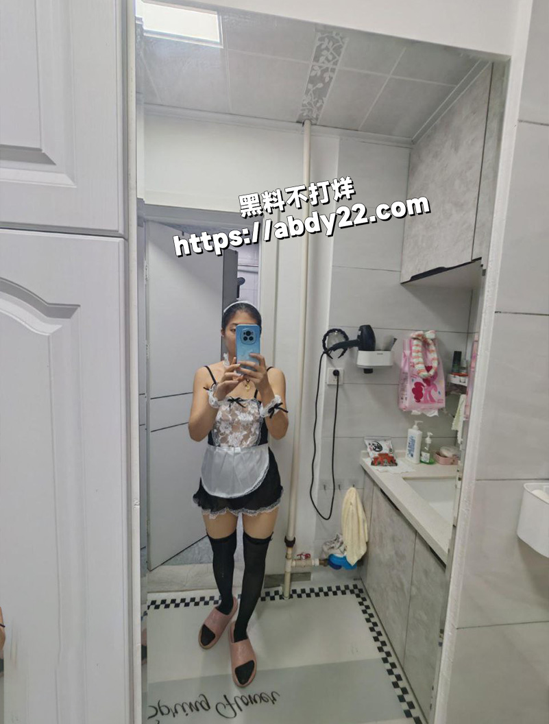 表姐耐不住寂寞