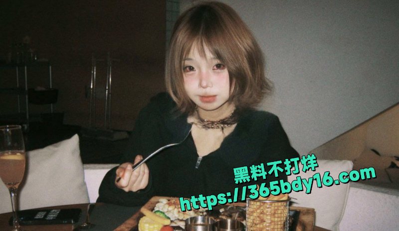 推特萌妹有村纯架520福利5