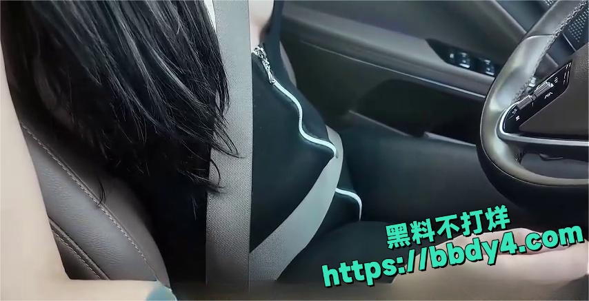 美女露出照9