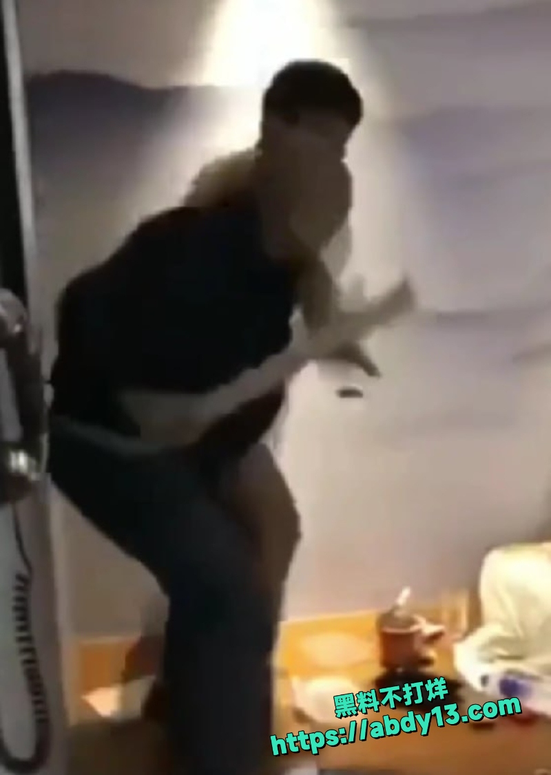 女婿跟丈母娘偷情上下通吃 1