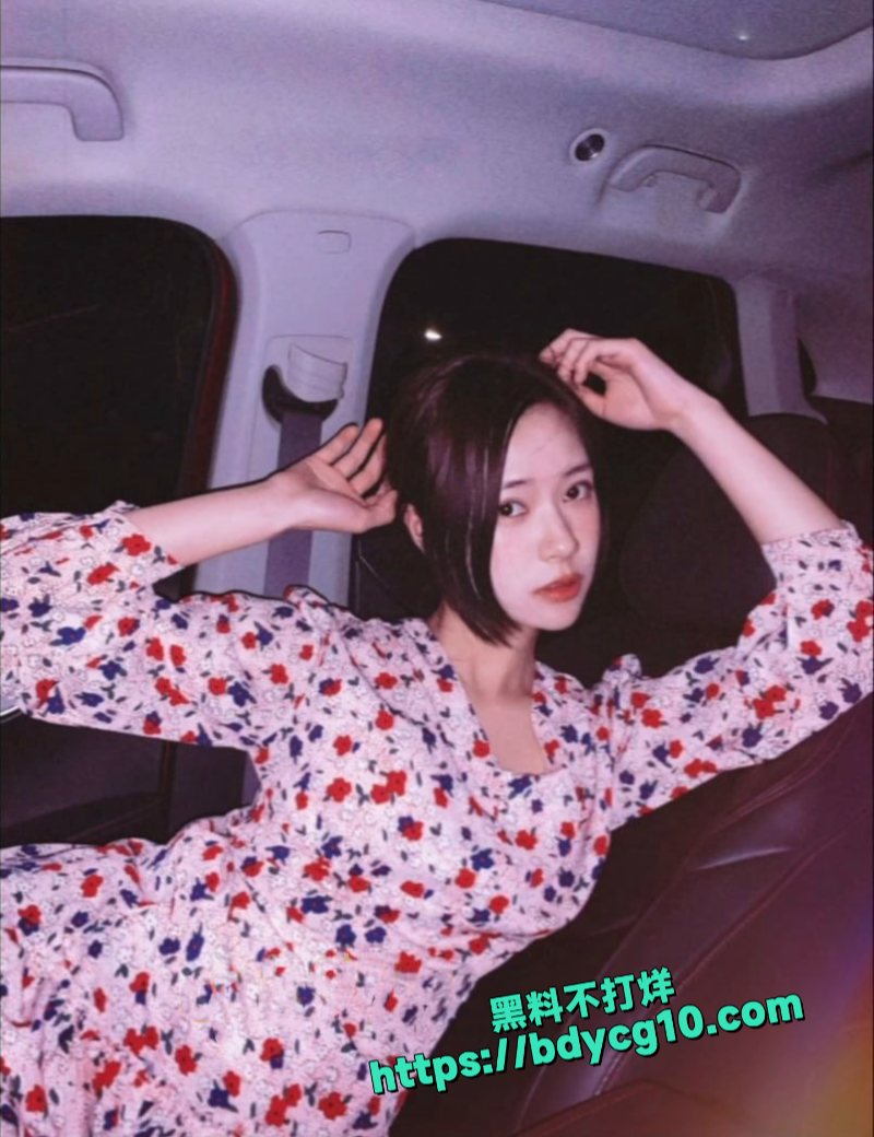 富哥开着迈巴赫进大学勾引拜金女高冷女神秒变淫荡母狗2