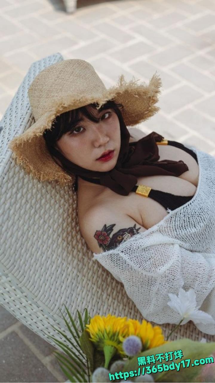Fantrie丰乳肥臀视频8.