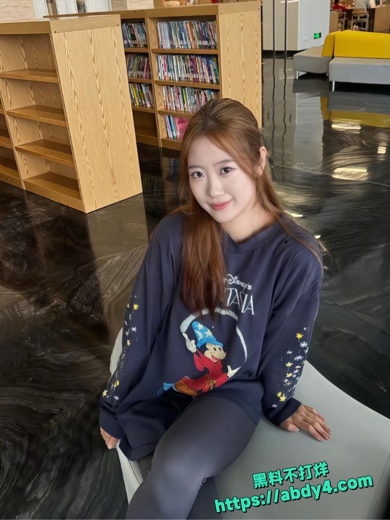 秦皇岛甜美尤物殷佳贱母狗视频5