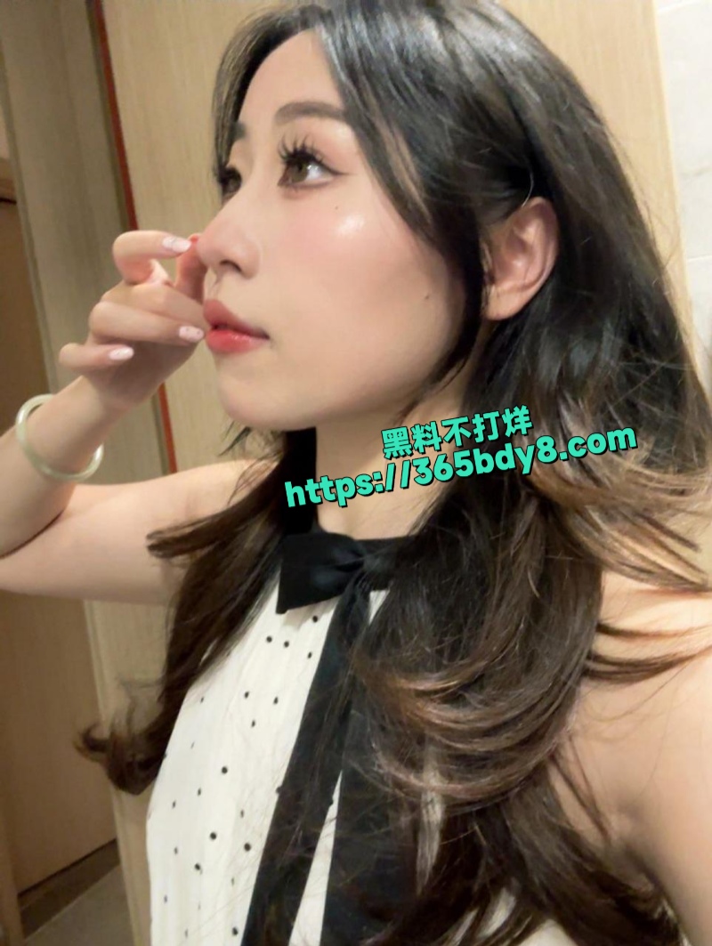 实习女大学生自拍合集9