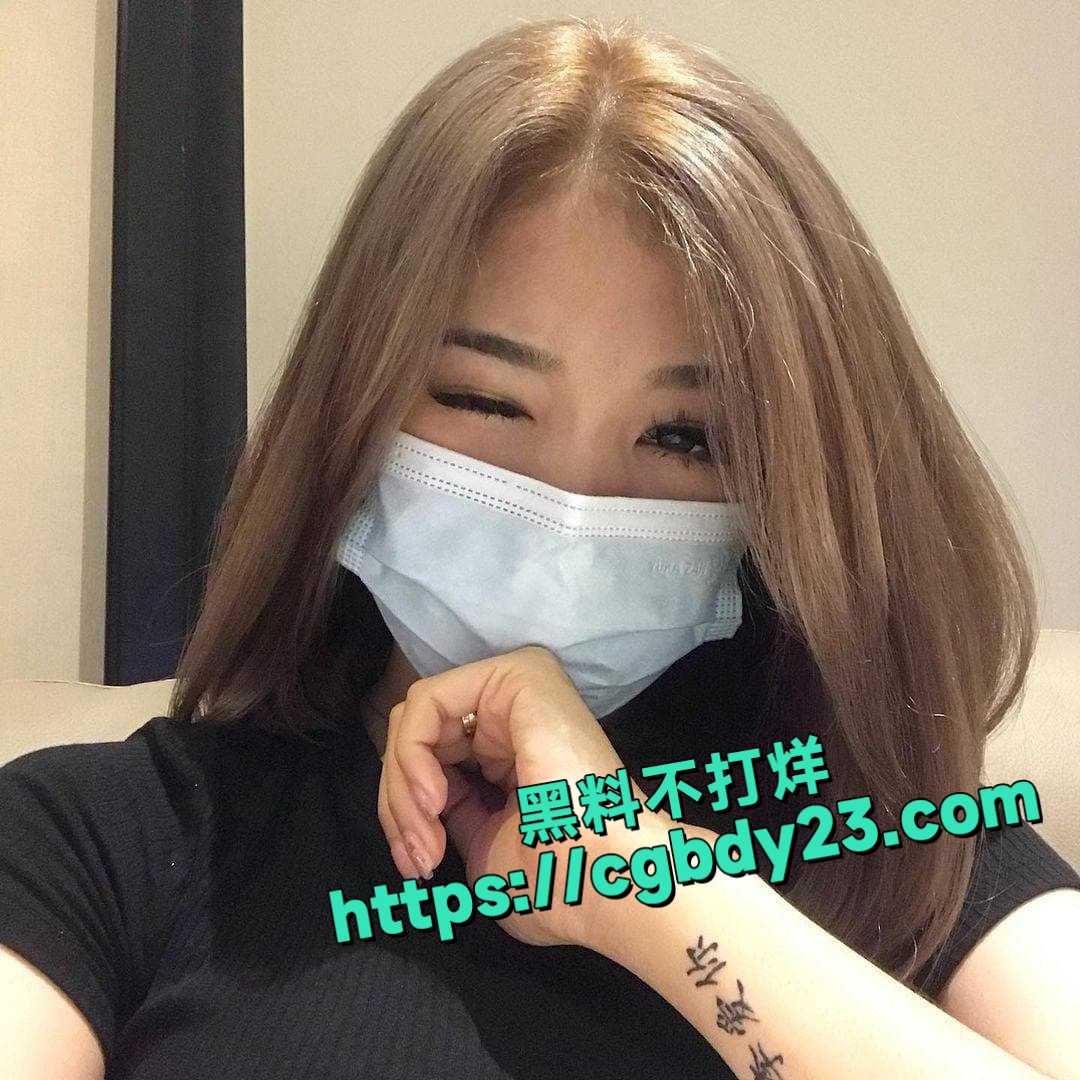 金发美女被男友带到酒店开房打炮14