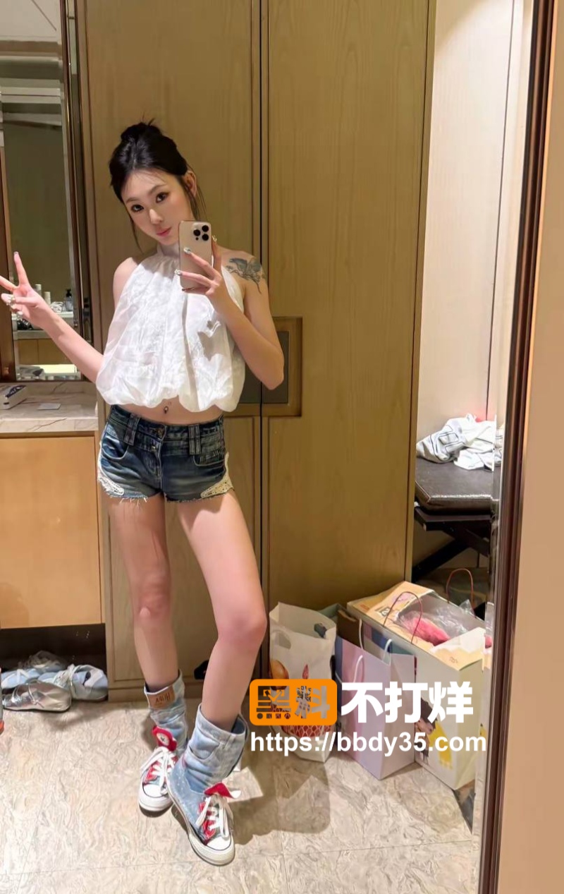 ks38w粉男网红王皓晨出轨乱搞29