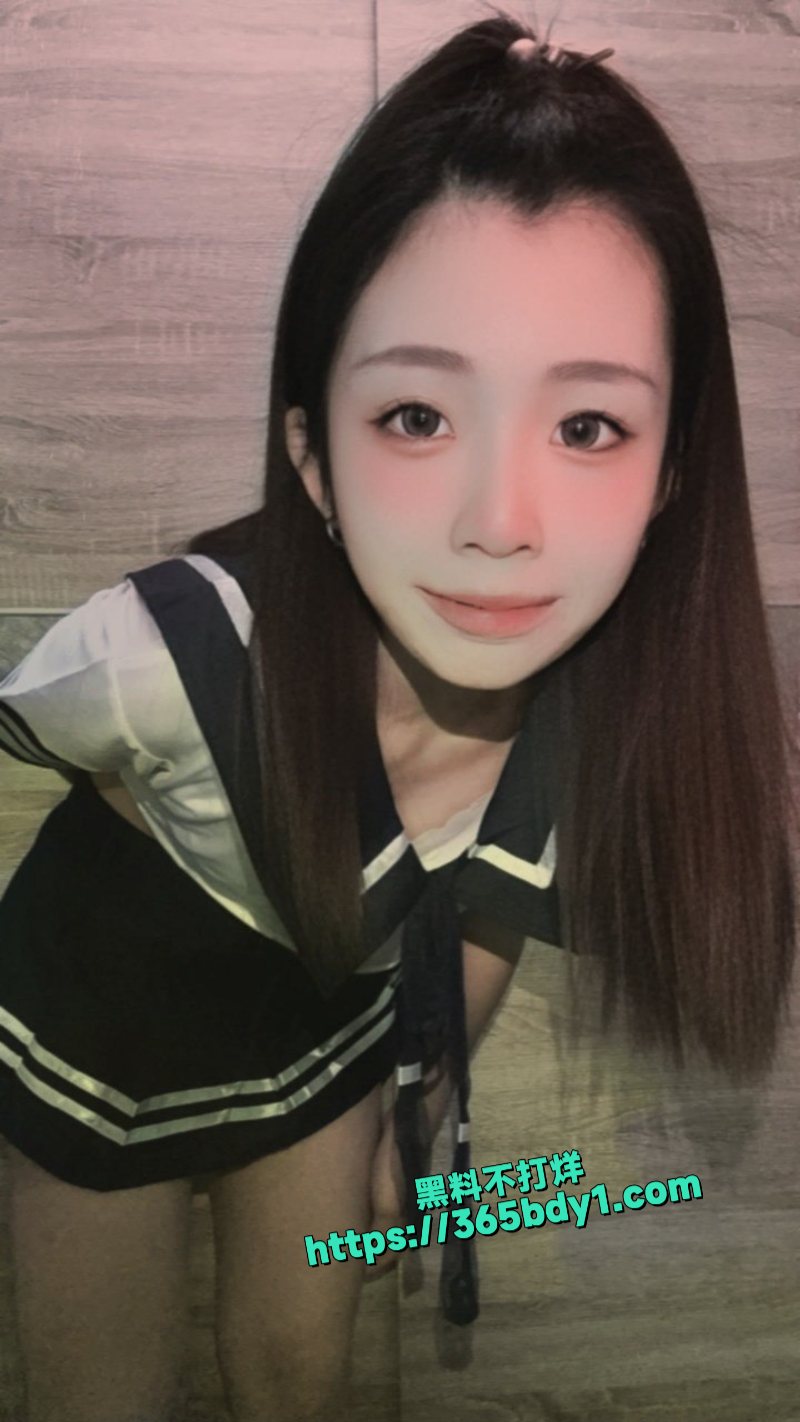 约炮大神分享约操21岁极品学生妹黄欣柔1