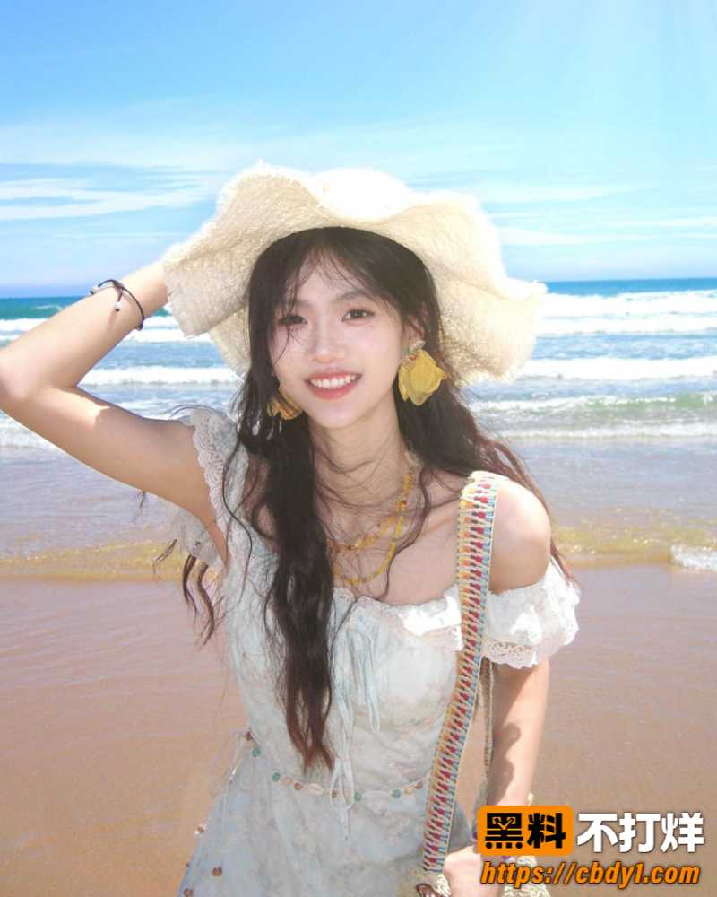 大二嫩妹何宜神似井川里予8