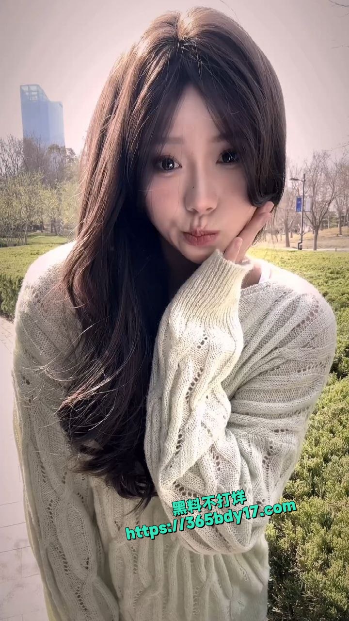 重庆高颜值美女高胜楠野外露营性爱视频流出 7