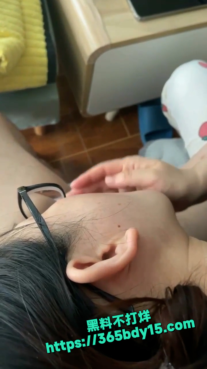 竖版模版.00014123.Still021