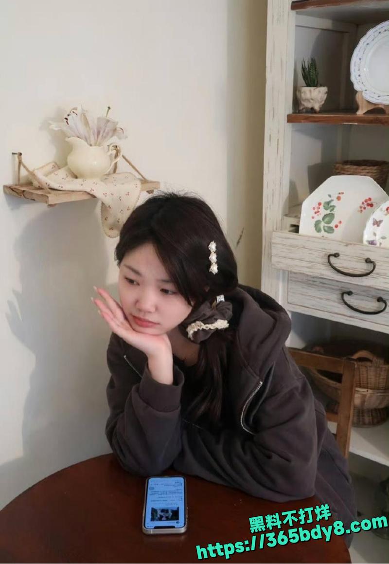 学生妹反差婊私兼职做鸡视频曝光1