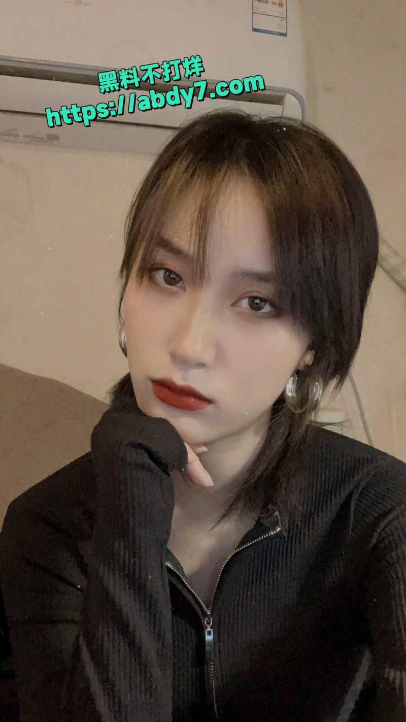 吉林延边大学李静掰逼视频流出 1