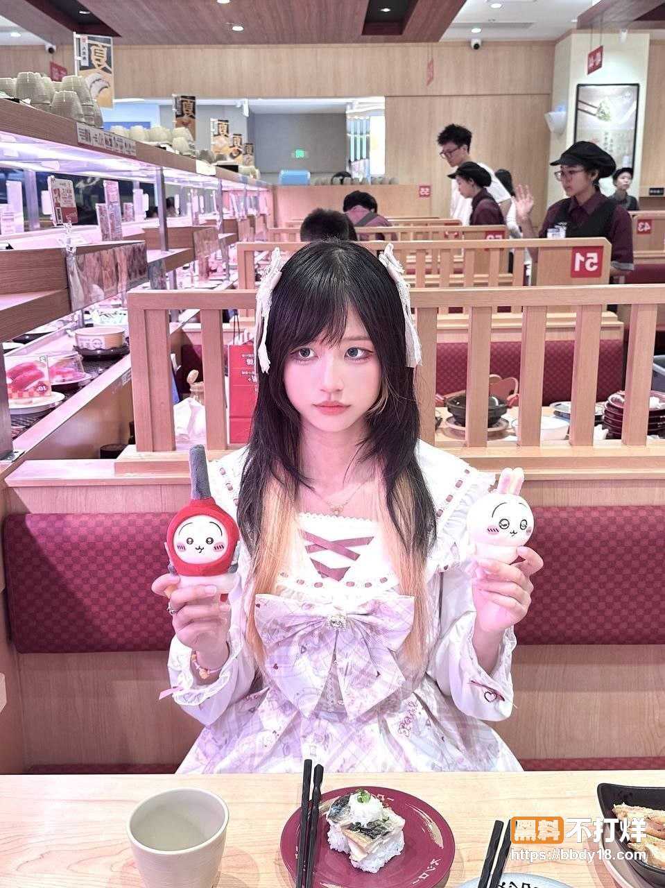 洛丽塔双马尾眼镜小甜妹2