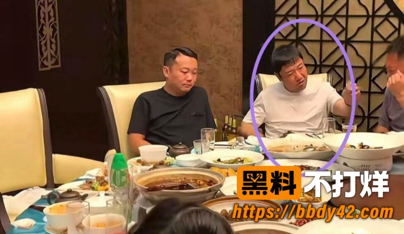 贾冰被偷拍事件引争议3