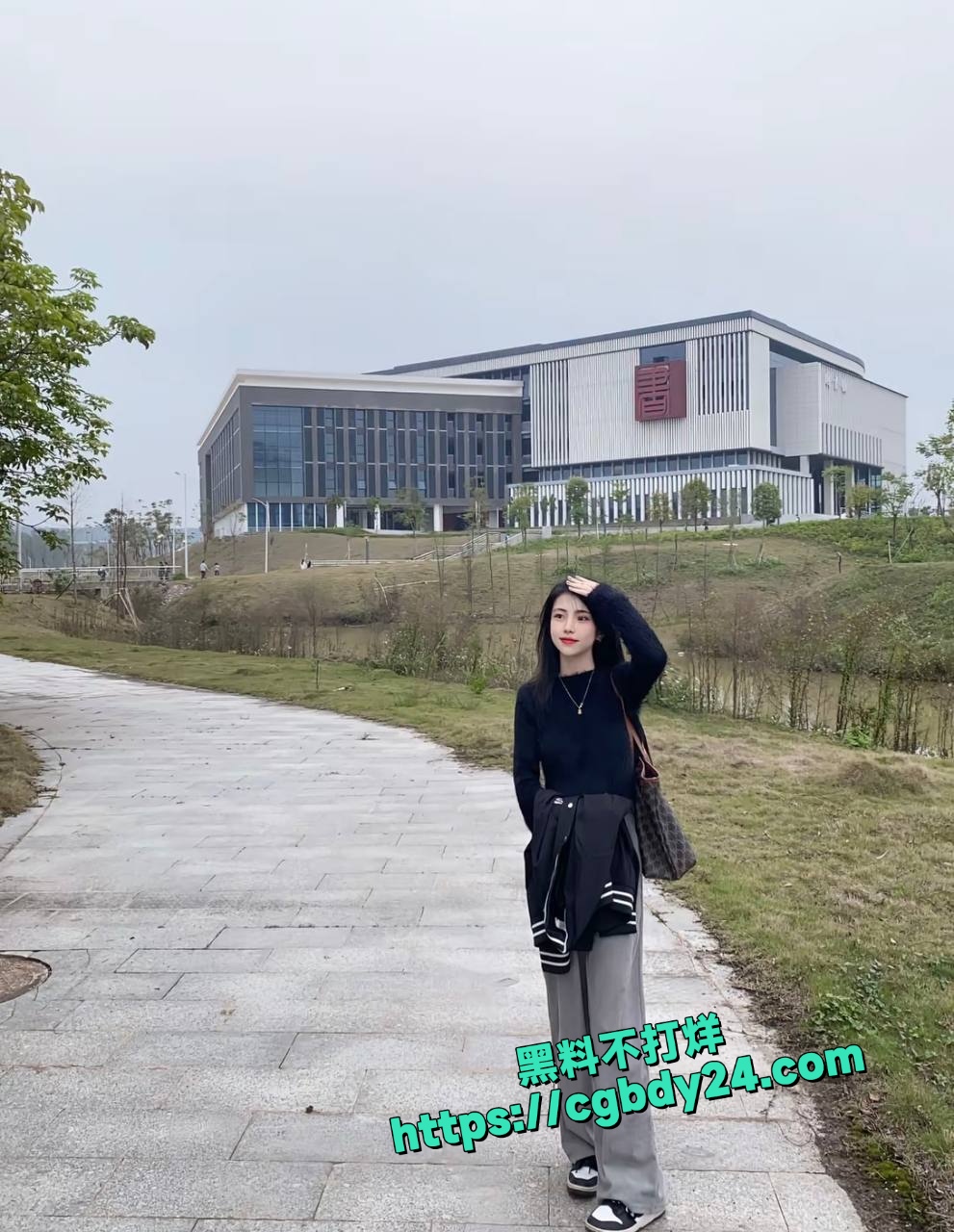 抖音小网红冰被榜一大哥私下约操3