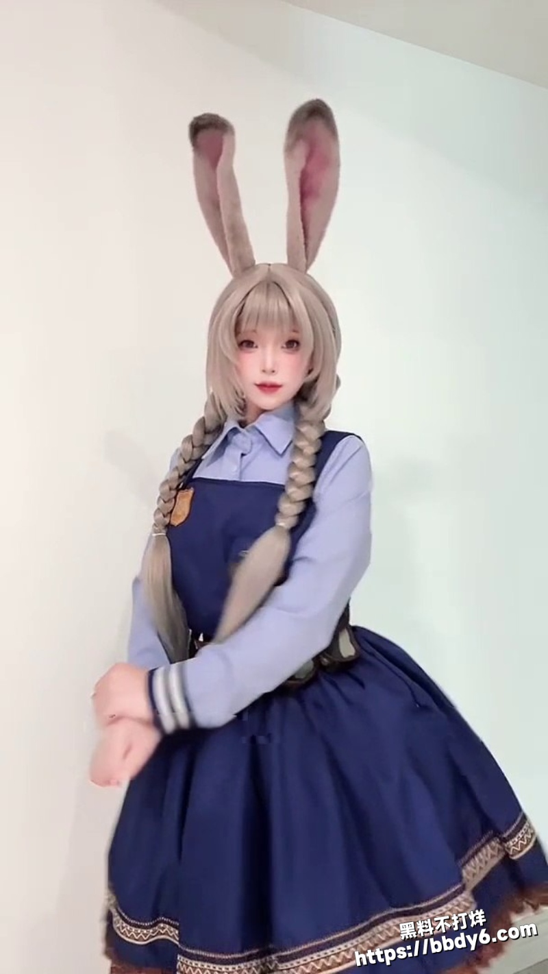 顶级反差COS女神2