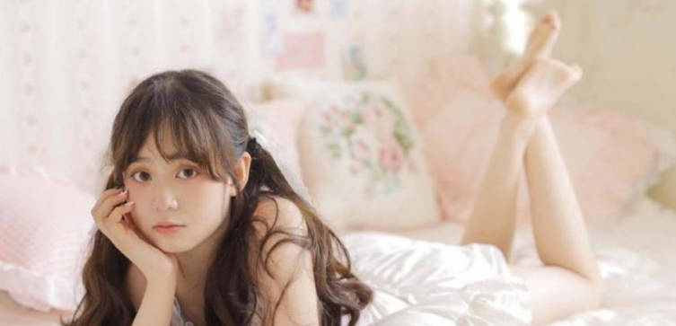 颅内高潮ASMR 主人的第一视角 面对女仆的舌舔与挑逗 你能坚持多久呢