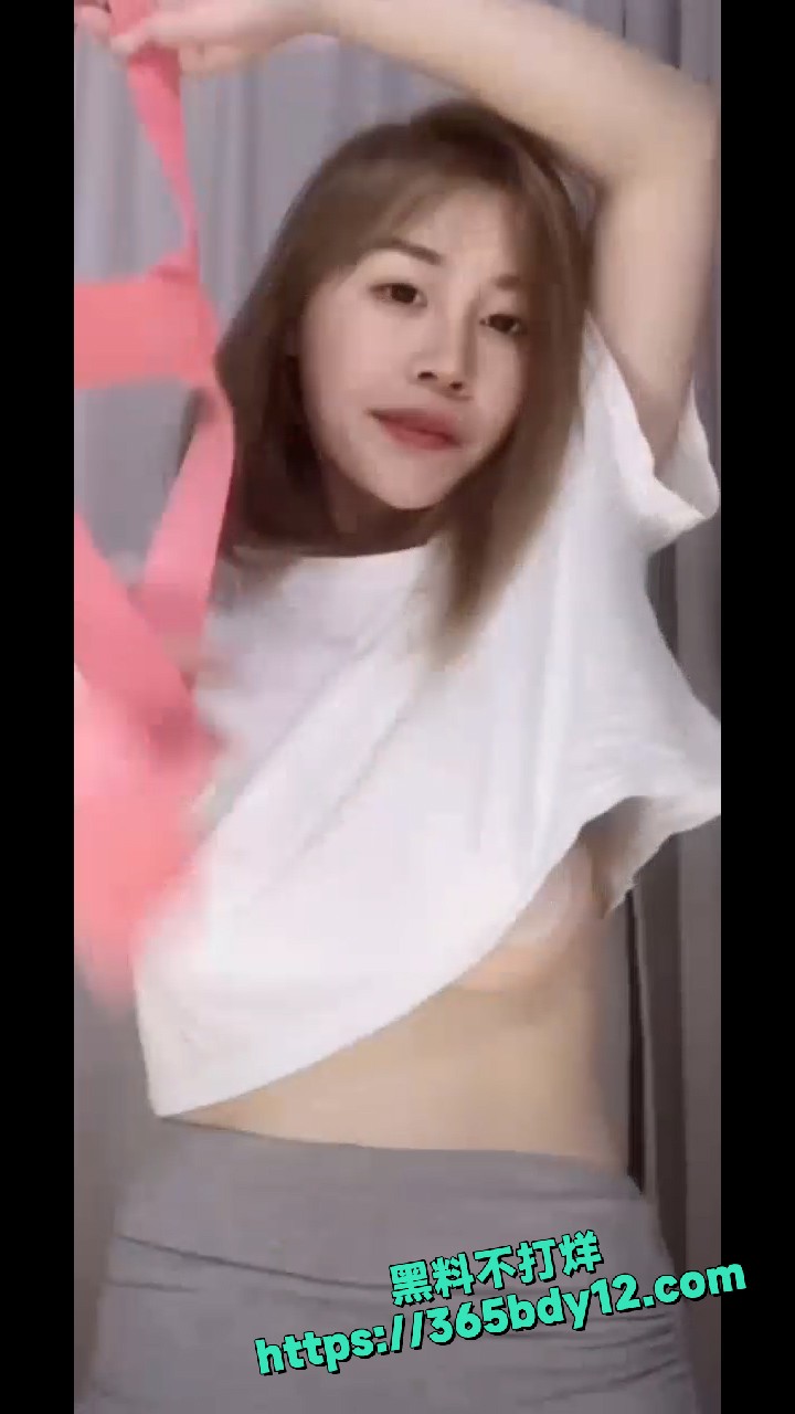 抖音100万粉丝模特网红欣欣呀 7
