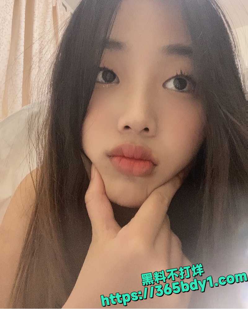油管高颜值博主道具自慰12