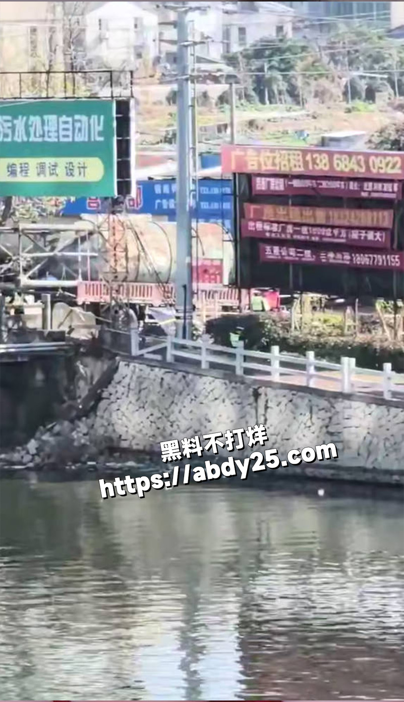 温州乐清23岁女子惨死货车轮下3