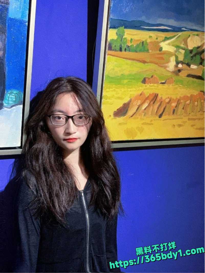 眼睛妹 私密自拍视频被海王渣男曝光2