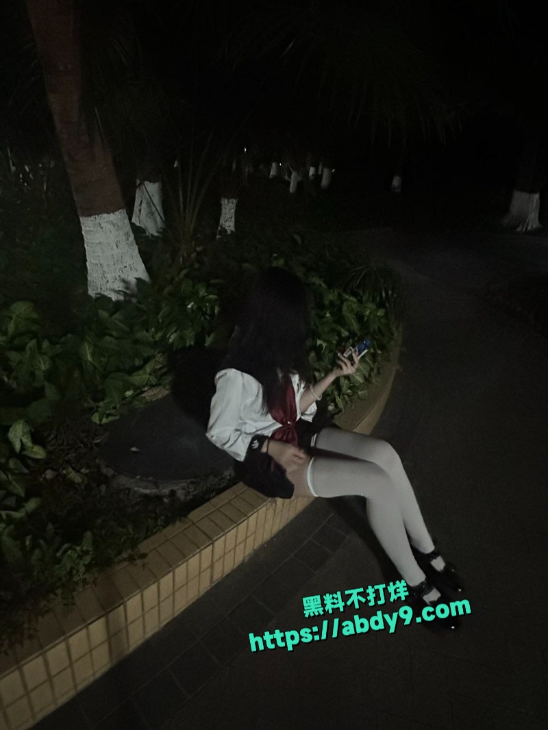 成都二次元萝莉柔柔给金主拍摄勾引视频 14