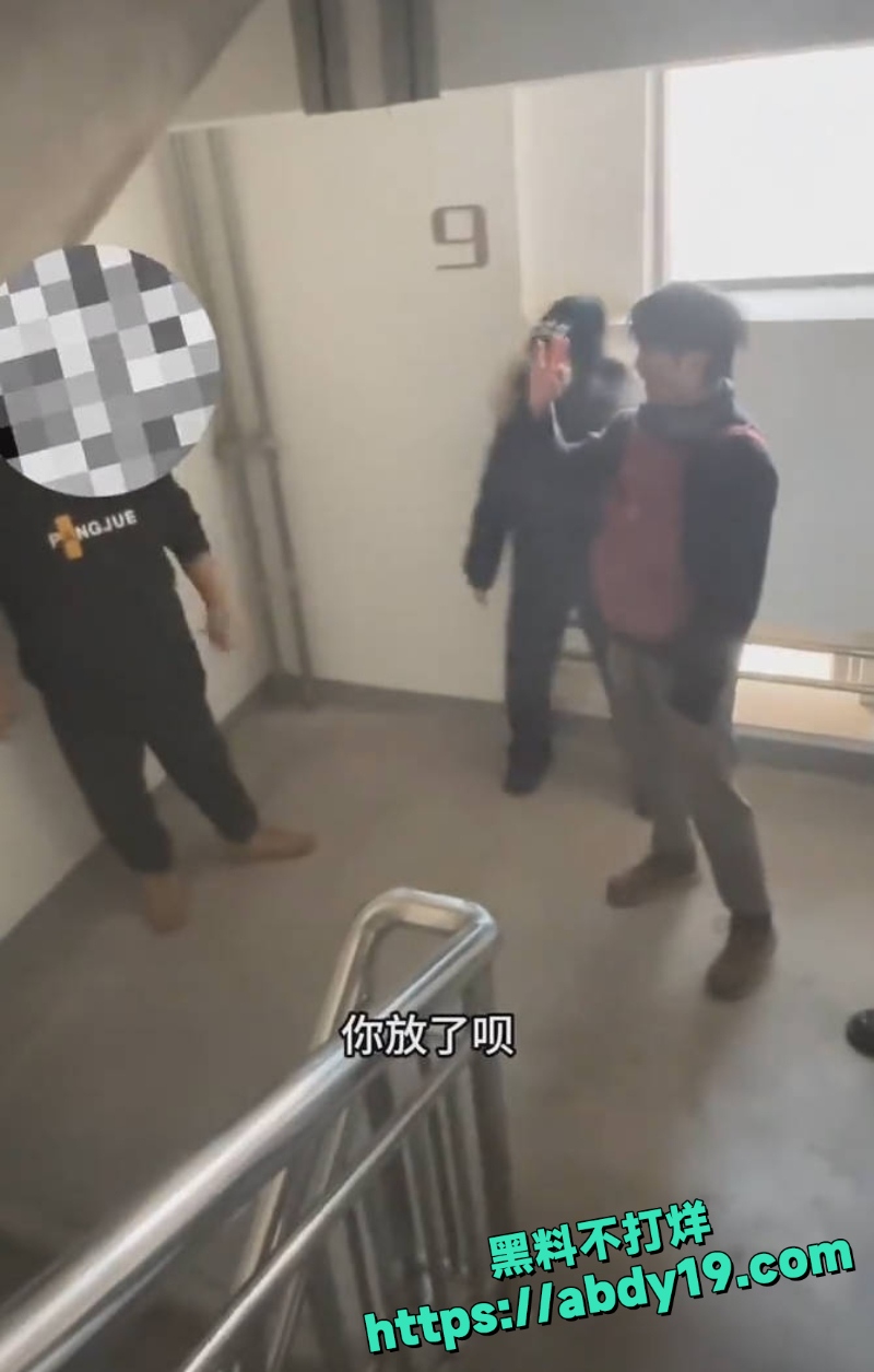 甘肃律盛王斐欠薪被堵3