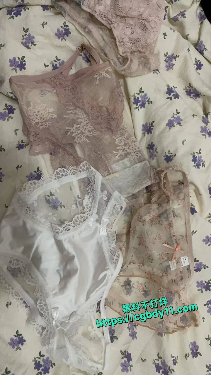 江西小太妹 #周芳霞 日常人设装厌世 私下一面当母狗15