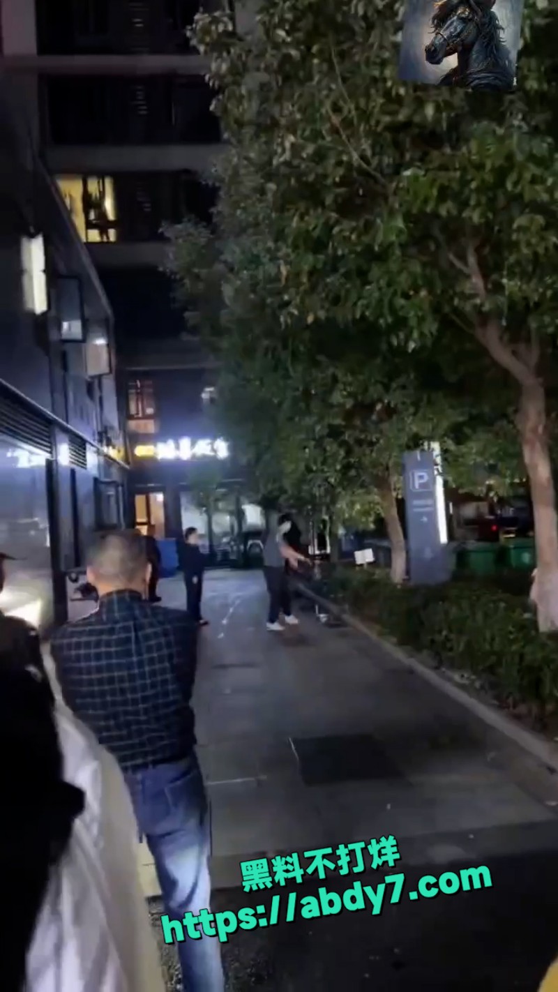 竖版模版.00020817.Still574