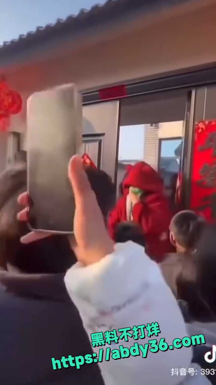 新年单县张集原配堵小三31